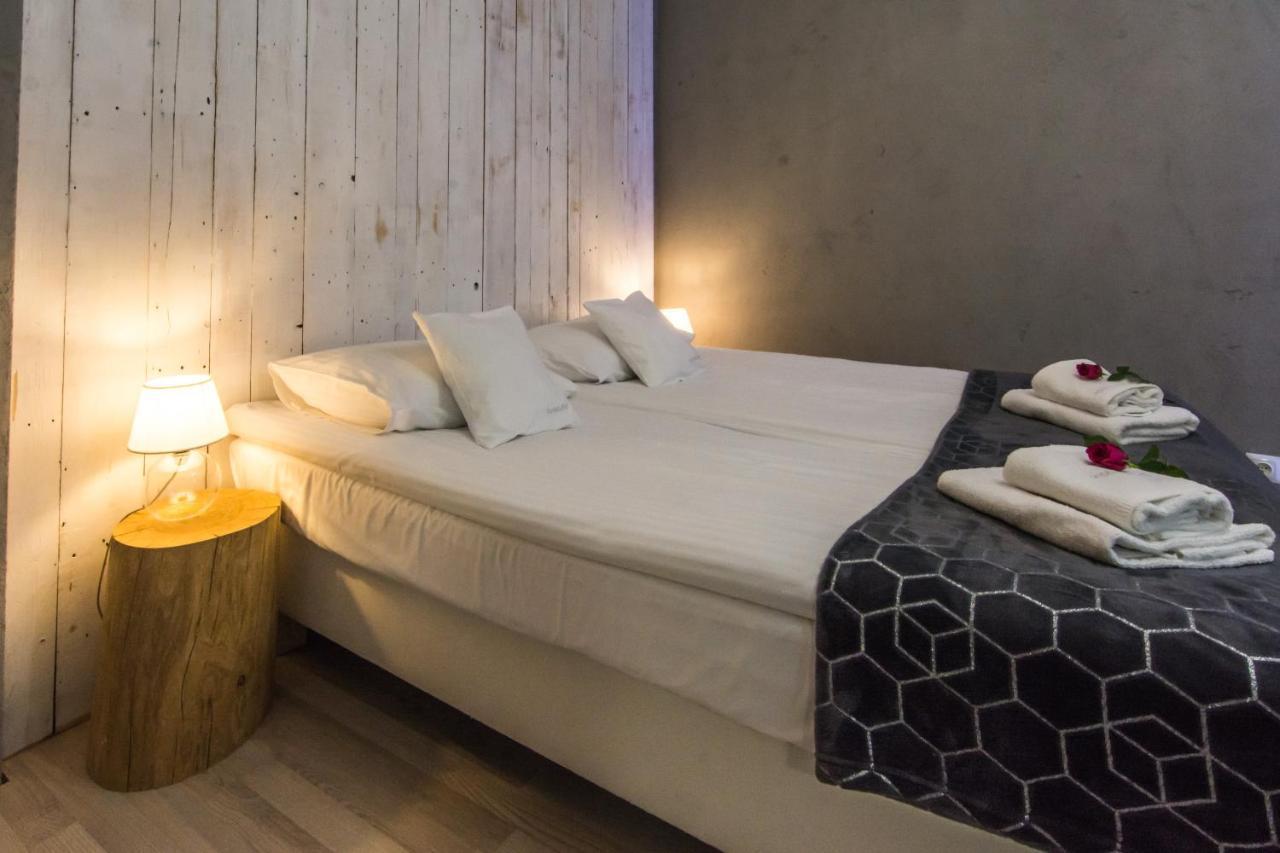 Apartamenty Hotelove Z Sauna カルパッチ エクステリア 写真