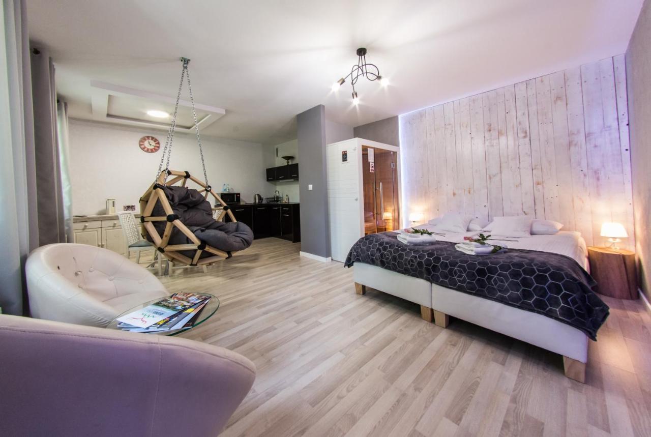 Apartamenty Hotelove Z Sauna カルパッチ エクステリア 写真